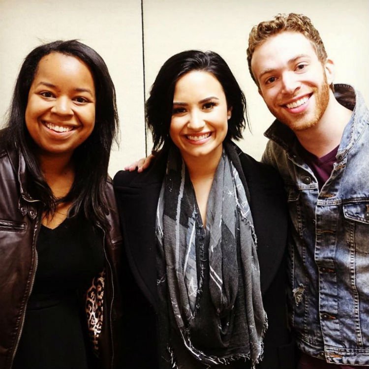 Demi Lovato fan writes on Instagram about confident meet and greet