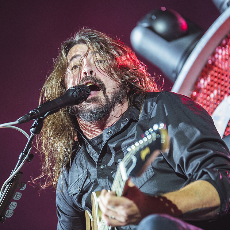 Foo Fighters Milton Keynes Bowl photos setlist