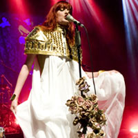 Florence Welch: 'I Punched An Ex Boyfriend In The Face' 