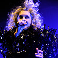 Goldfrapp Bring Glam To Manchester Academy 