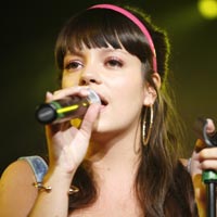 Lily Allen Suffers Miscarriage