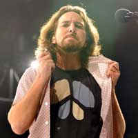 Pearl Jam's Eddie Vedder Spends No Longer Than 30 Minutes Writing A Song