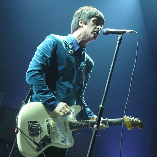 8 exclusive, incredible photos of Johnny Marr live in Manchester