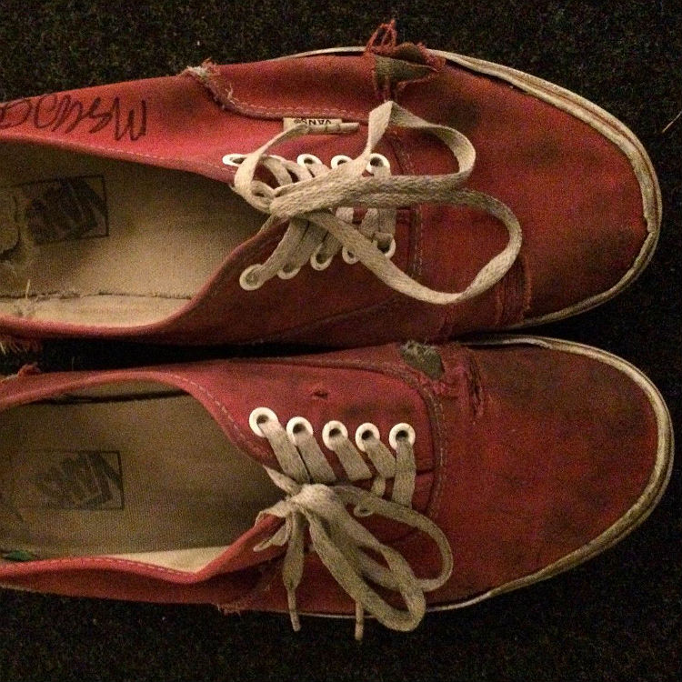 Mac DeMarco sells sneakers for over $11,000 on Ebay