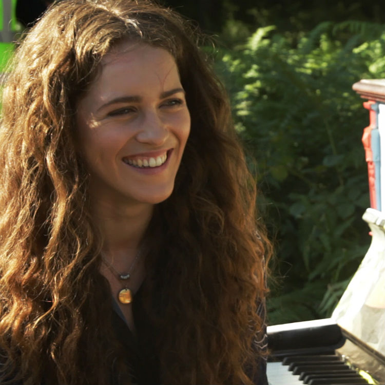 Rae Morris on Chris Martin, festivals and discovery