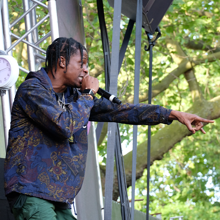 Travi$ Scott apologies for homophonic comments, rapper, producer