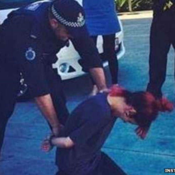 Australian police in trouble following Lily Allen 'arrest' image