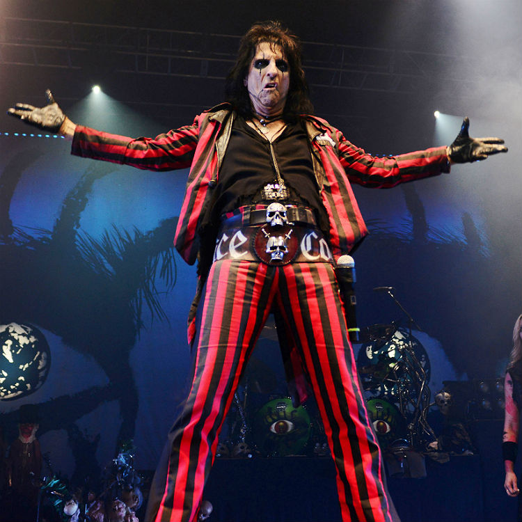 Alice Cooper might re-record 'blackout' material