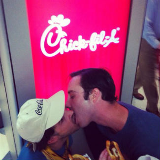 Black Lips stage gay kiss protest against 'homophobic' Chick-Fil-A