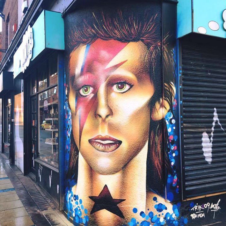 David Bowie tribute mural in Sheffield internet reacts, death, funeral
