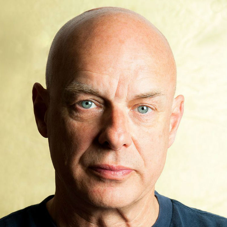 Brian Eno brands Trump A complete disaster