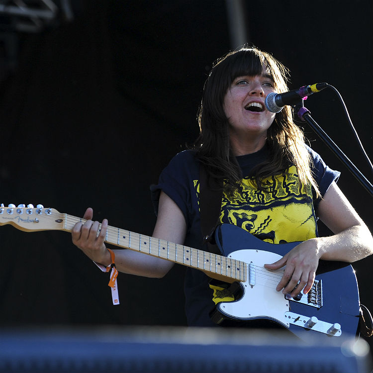 Courtney Barnett performs in London taxi
