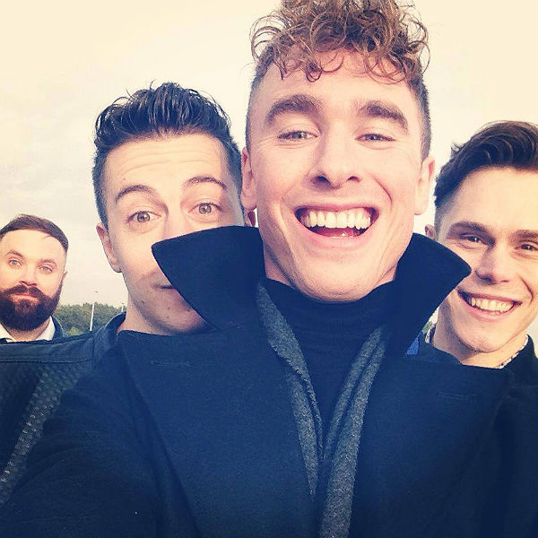 Behind the scenes with Don Broco on Money Power Fame
