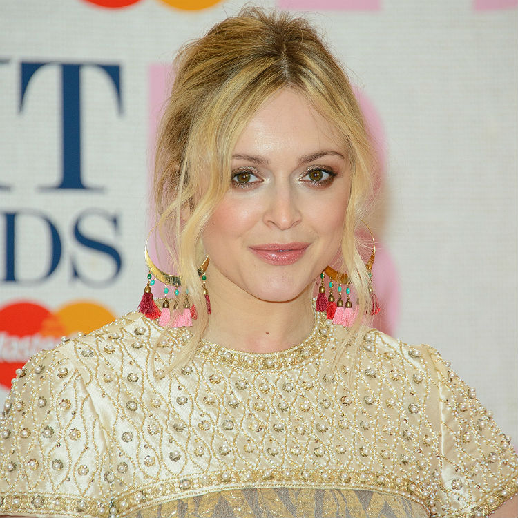 Fearne Cotton quits Radio One after ten years as a radio host