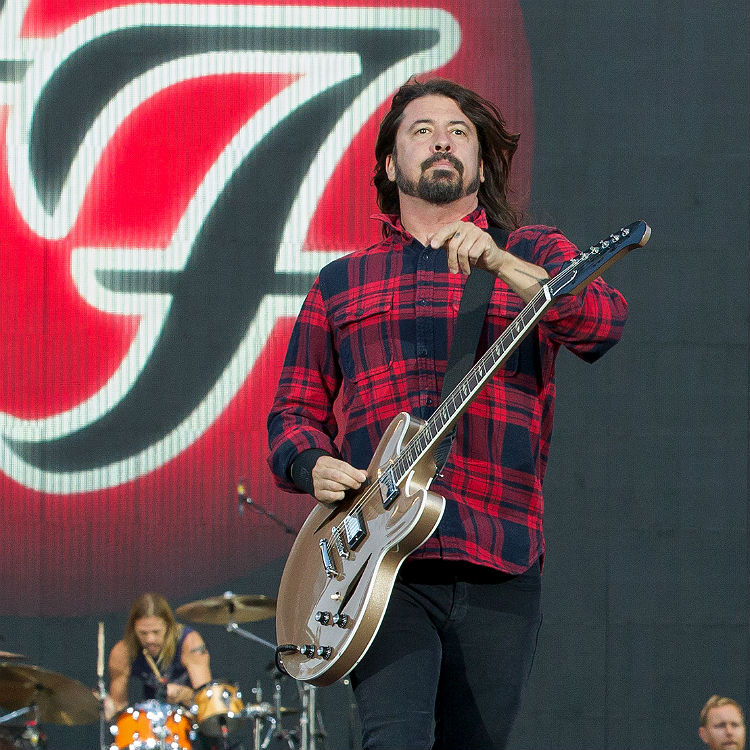 Foo Fighter's cancel tour date after Dave Grohl's fall