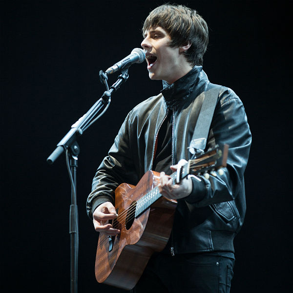 6 exclusive shots of Jake Bugg at Reading Festival