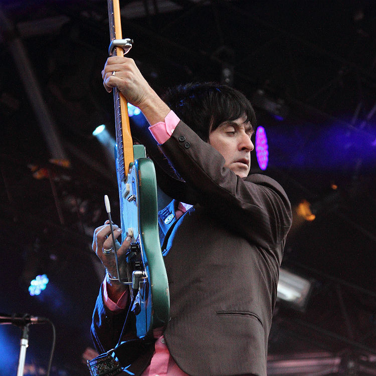 Johnny Marr and Paul Weller perform in London