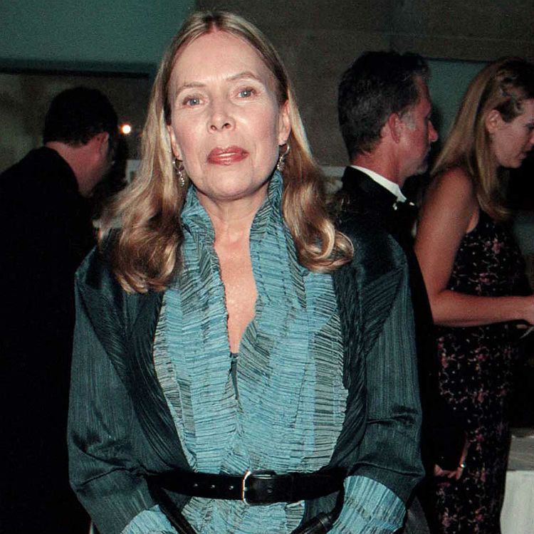 Joni Mitchell to leave hospital according to lawyer