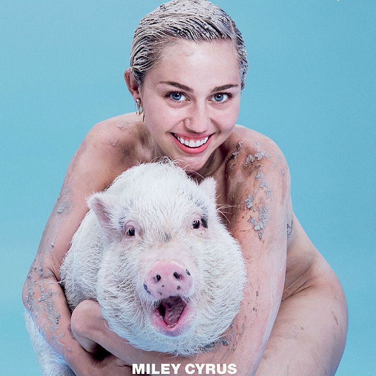 Miley Cyrus naked with Flaming Lips in Milky Milk Milk video