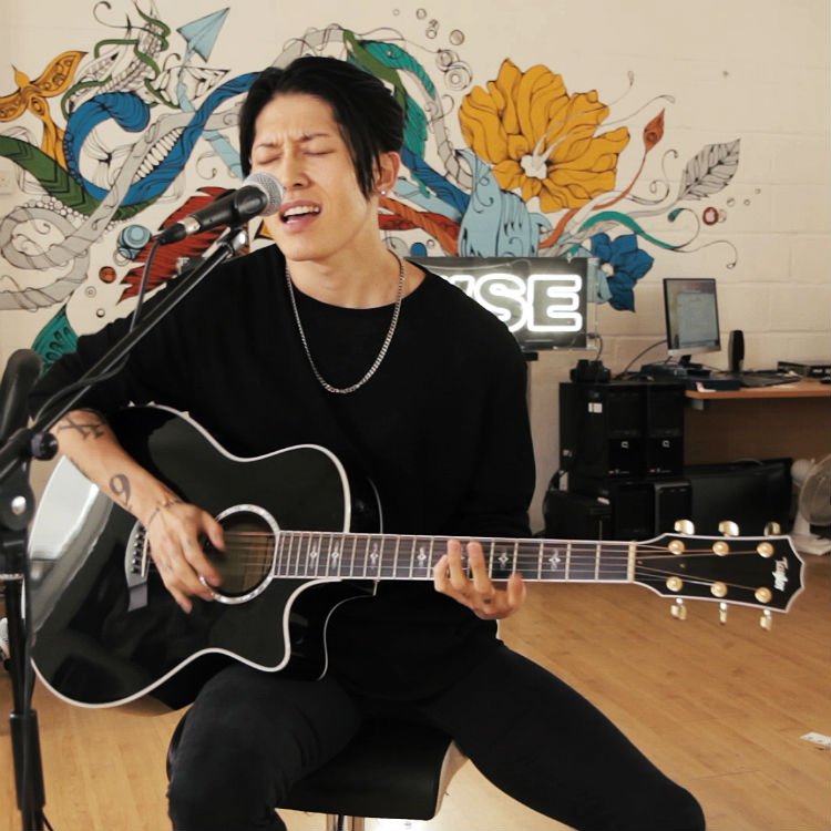 Gigwise Office sessions with Miyavi, Beau, Kafka Tamura, Lights coming