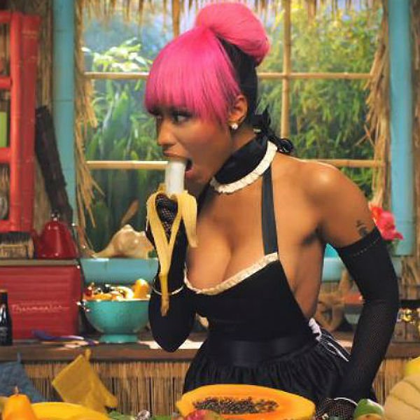 9 WTF moments in Nicki Minaj's insane 'Anaconda' video
