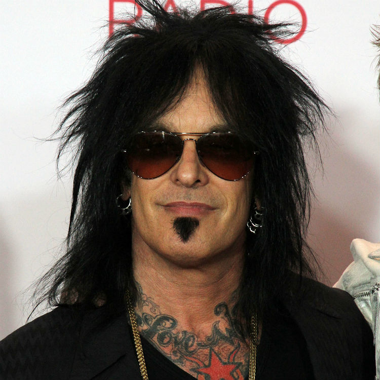 Motley Crue on why bands need retirement contracts