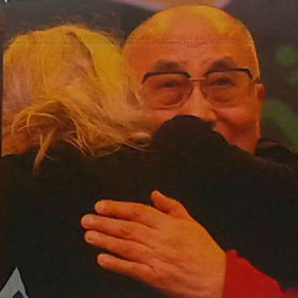 Patti Smith invites Dalai Lama on stage at Glastonbury