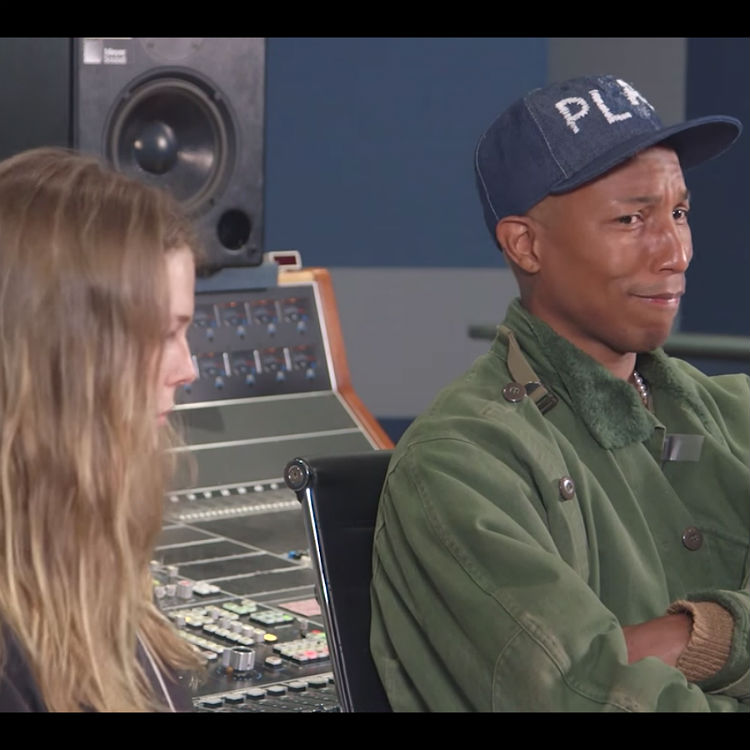 Pharrell hosts masterclass for college students, video
