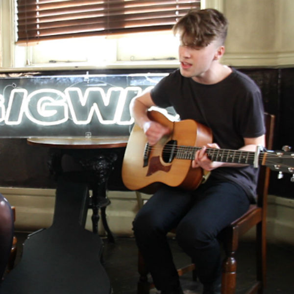 Live Session: Southern perform 'Where The Wild Are'