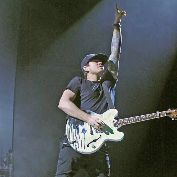 Tom DeLonge is selling the setlist for Blink 182's first ever gig