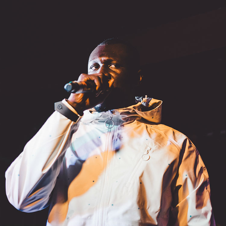 Police invade Stormzy's home because they think hes a burglar