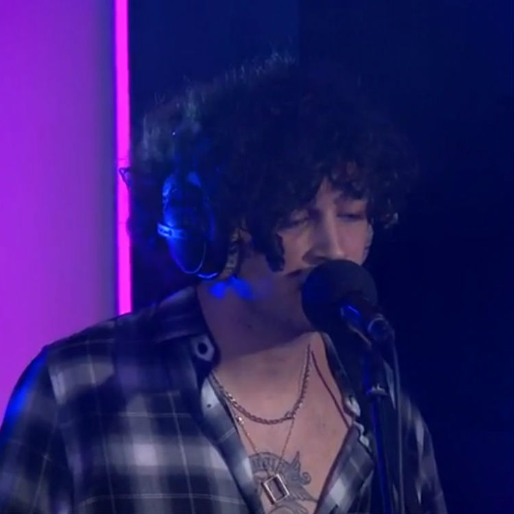 The 1975 Live lounge cover Justin Bieber Sorry, tour dates, tickets