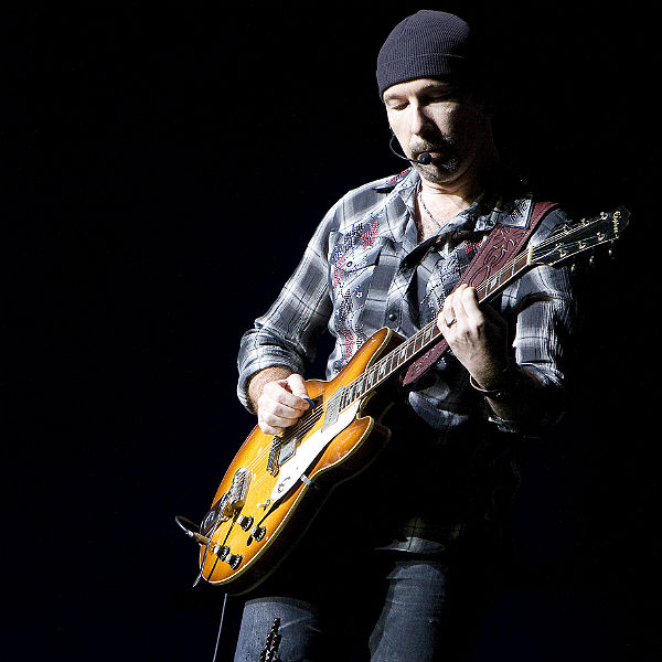 Edge falls off stage as U2 kick off tour in Vancouver, video & setlist