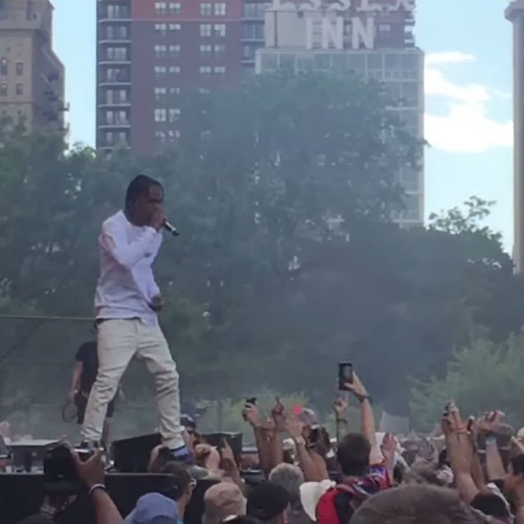Travis Scott arrested at Lollapalooza for inciting crowd to riot