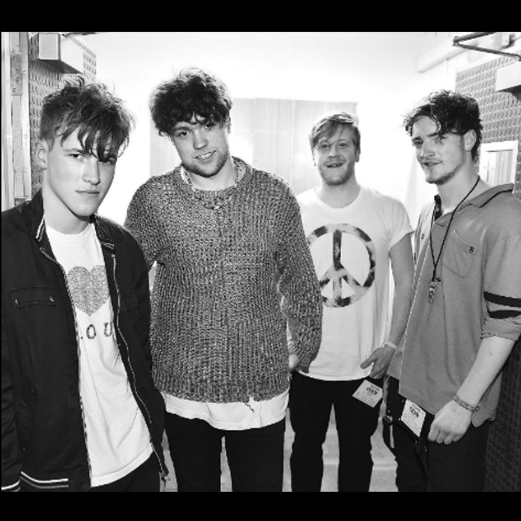 'Viola Beach 'Swings & Waterslides' enters the top 10