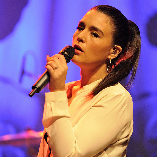 Jessie Ware: 'I feel lucky to have worked with Sheeran'