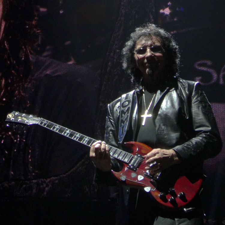 Tony Iommi hints last Black Sabbath show take place Birmingham End Tou