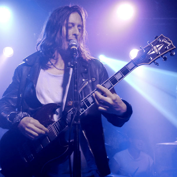 Carl Barat & The Jackals to play two intimate NYE shows in London