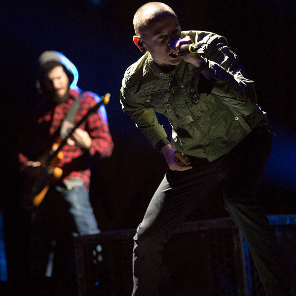 8 stunning, brand new photos of Linkin Park, live at Rock In Rio