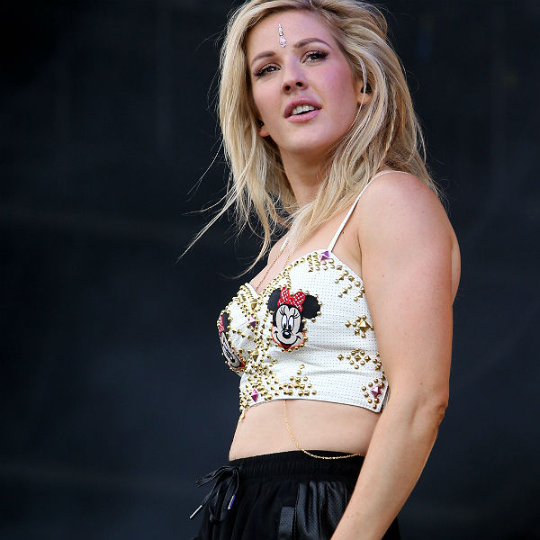 Ellie Goulding fans beat the cr*p out of each other at Eden Project gig