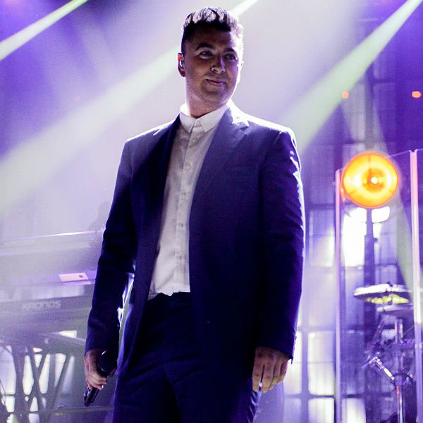Sam Smith illness leaves him unable to speak, receives treatment in US
