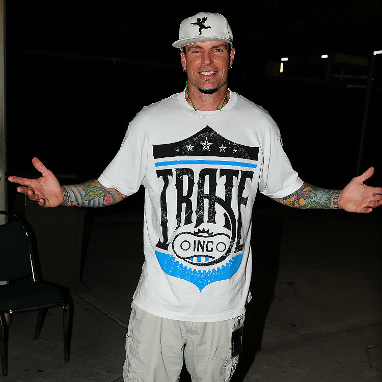 Vanilla Ice arrested for burglary and grand theft