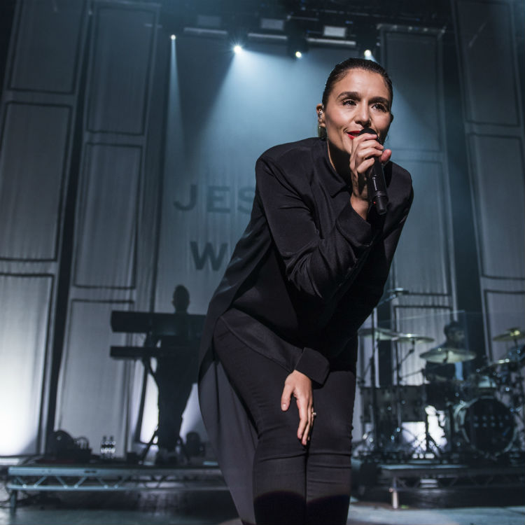 Jessie Ware live at Brixton Academy 2015 - photos