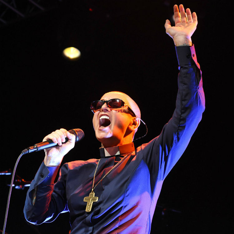 Sinead O'Connor accuses Arsenio Hall of supplying drugs to Prince
