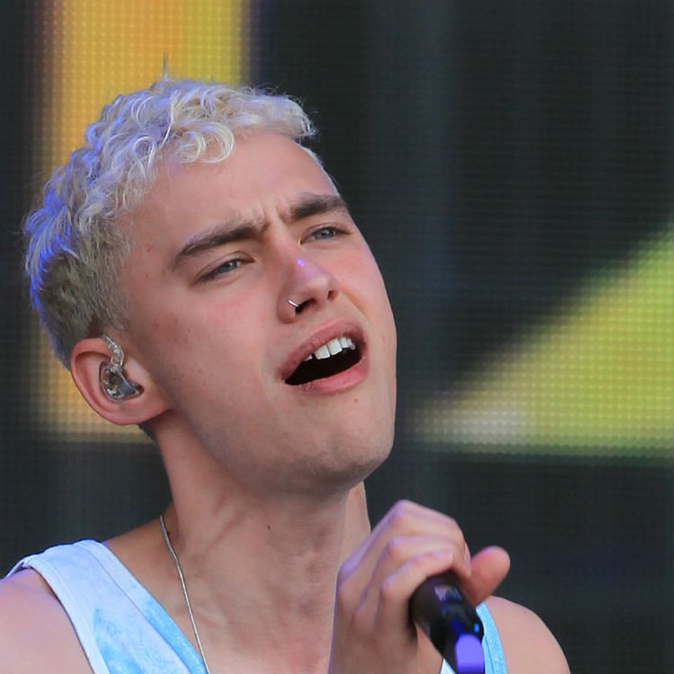 Years & Years Glastonbury set sees Olly Alexander gay rights tribute