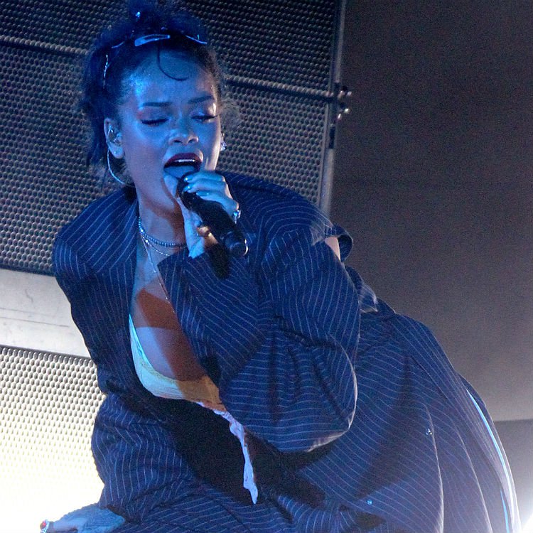 Rihanna tour UK tour announced with The Weeknd & Big Sean - tickets