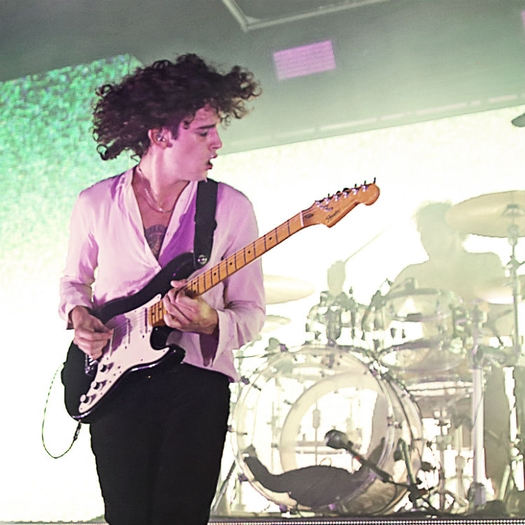 Love Me pop rock band The 1975 release music video for new single UGH!