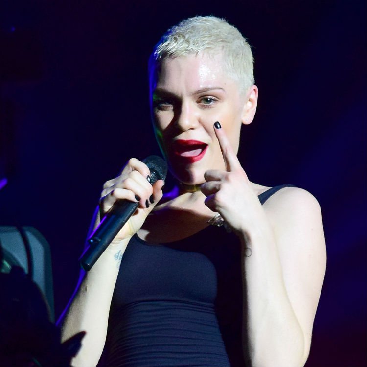 Jessie J new interview, one of greatest singers in America