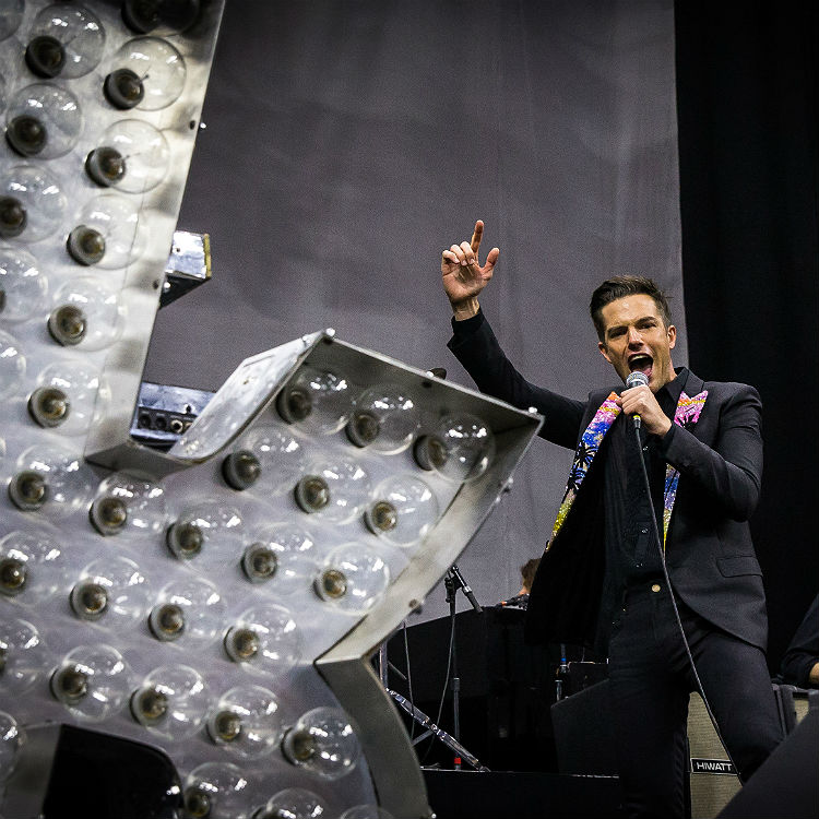 The Killers tour in Las Vegas, play Human with Blue Man Group, setlist