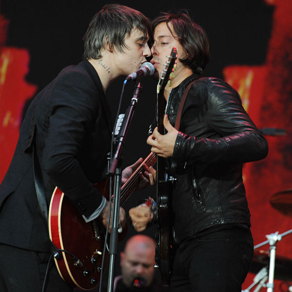 The Libertines are reunited in new photo shared by Carl Barat